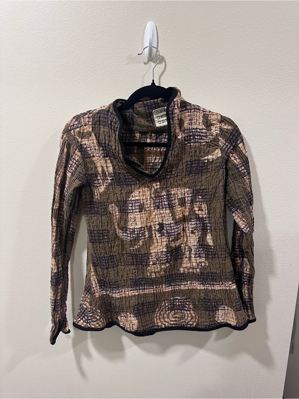 Women’s Cowl Neck Textured Pullover Sweater in Brown and Black